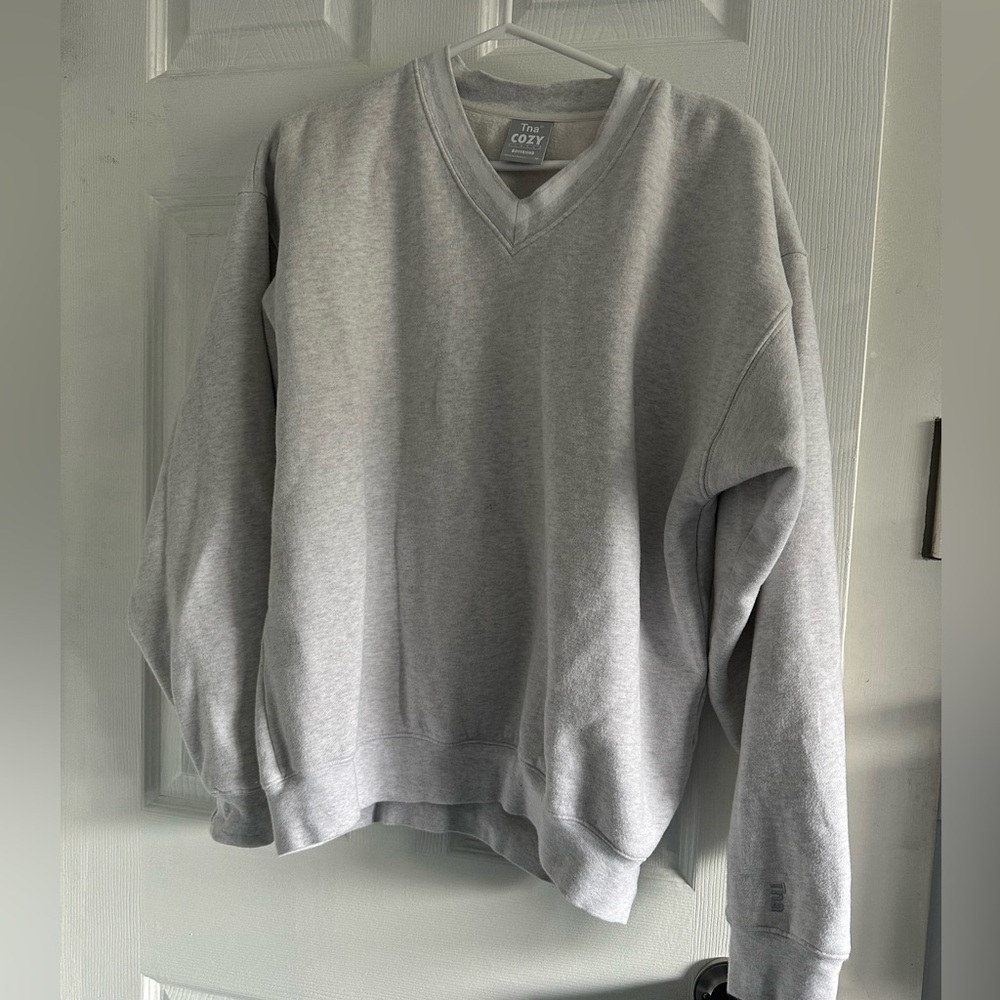 Aritzia TNA Boyfriend Crewneck